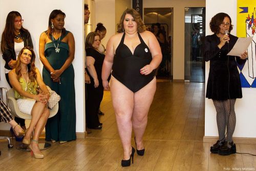 planetofthickbeautifulwomen:   Brazilian Plus Size Models @ I Concurso Garota Fique Linda Lingerie Plus Size Fashion Show 2012 