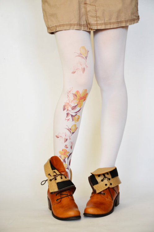 Porn photo the-butcher-bird:  Lovely tights from Colinedesign