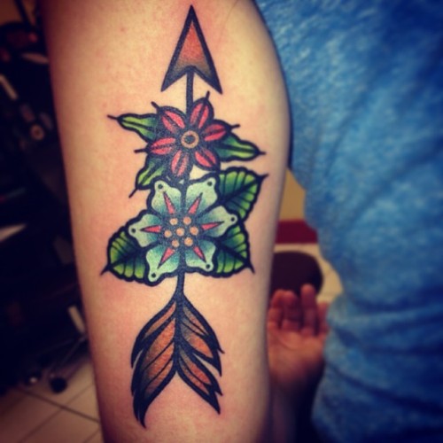 fuckyeahtattoos: Arrow and roses by Jessi @ Rumi Tattoo in Philadelphia, PA Rumi Tattoo has since c