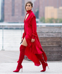 lesilla:  The stunning Olivia Culpo hitting the city streets during these Fashion Weeks in Le Silla EVA thigh-boots: http://bit.ly/LeSillaEVA  