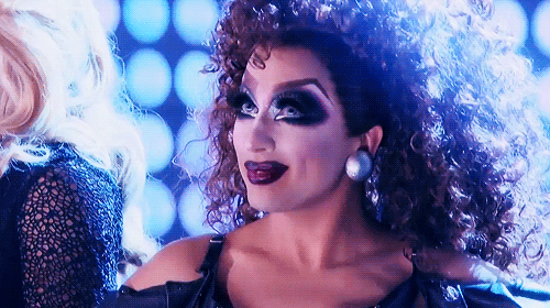 trixies-padding:Jackie’s favorite Rupaul’s Drag Race queens;Bianca del Rio“Well, Well, Well. I hope 
