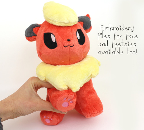 teacupliondesigns: I made a gorgeous chibi Flareon &lt;3Base pattern: www.etsy.com/listi
