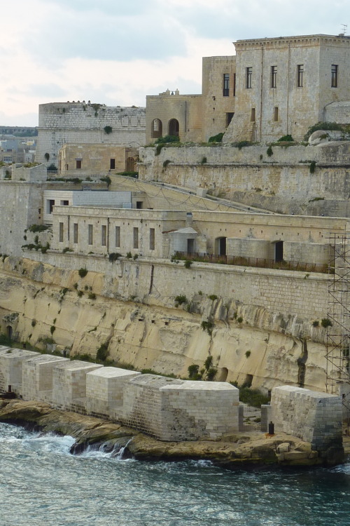 queenandherduke: lovesroyalhistory: Valletta, Malta, one of the world’s most picturesque ports