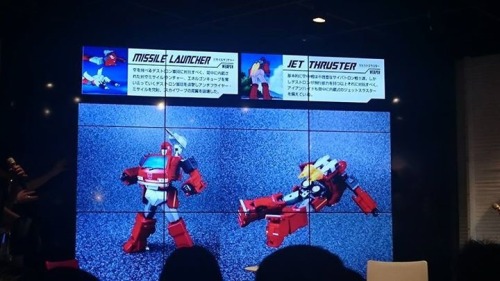 New pictures of MP27 Ironhide.Takara designer 西本尚央 (Hisao Nishimoto) held a conference at Transforme
