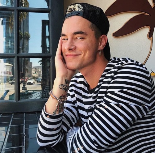 I feel like that striped shirt is iconic for the &ldquo;Kian&rdquo; look. ☁️