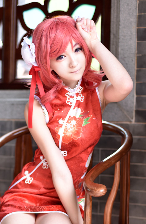 Sex cosplaygirl:Maki Cosplay CNY by gnarlygnocci pictures