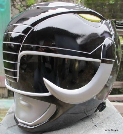 karatebugmen:  Aniki Cosplay’s Zyuranger/MMPR Helmets 