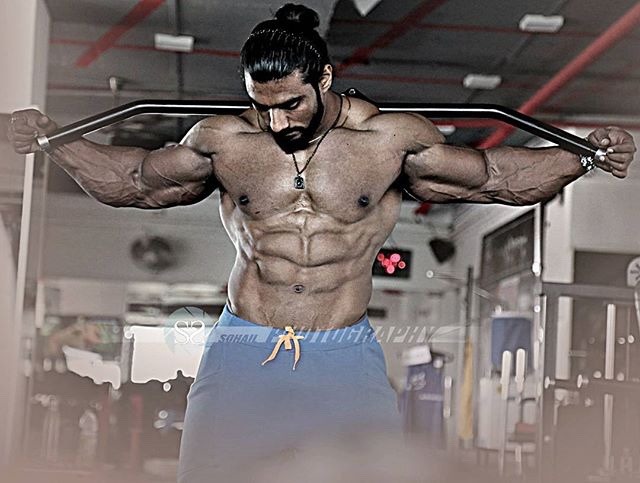 plax999: Sangram Chougule   Please repost and follow: https://plax999.tumblr.com/archive