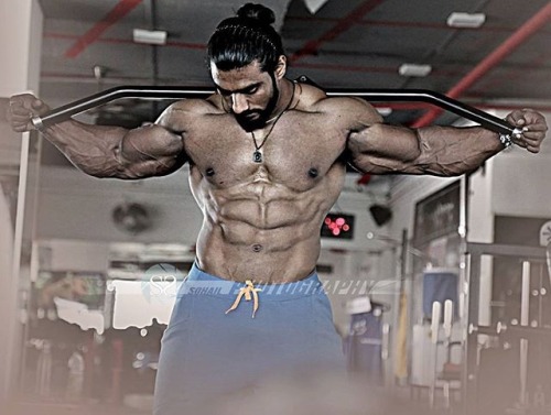 plax999: Sangram Chougule   Please repost and follow: https://plax999.tumblr.com/archive 😘 