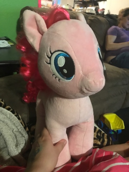 Had the best find at goodwill. Welcome to the family Pinky Pie.