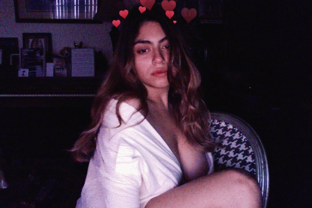 lerebl-fleur:Love is here to stay and that’s enough.