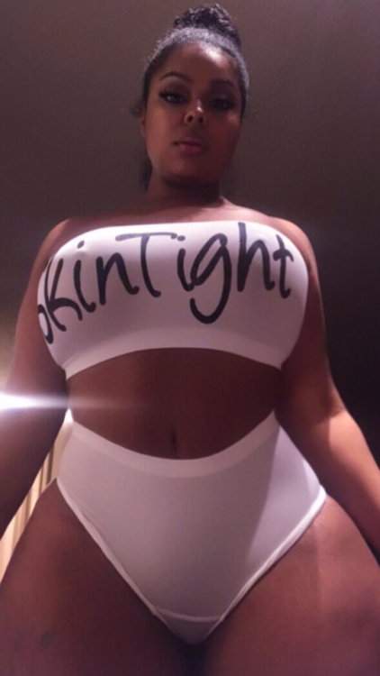 cg225:  Lena - Skin Tight