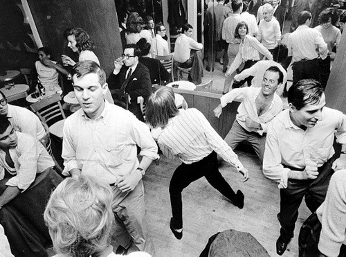 fuckyeahvintage-retro:  Twisting at the Peppermint Lounge. NCY, 1961 © David McLane