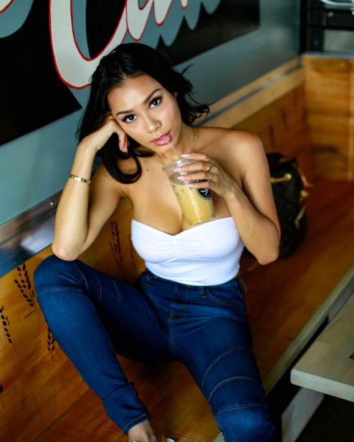 exoticanderotic:  Jenna Kaey