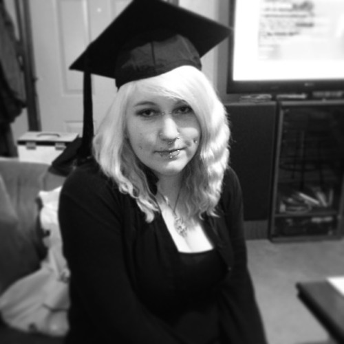 chelseaisrad:My girl, Taylor, graduates this semester!!! Woohoo!!! #seluMe trying on my graduati