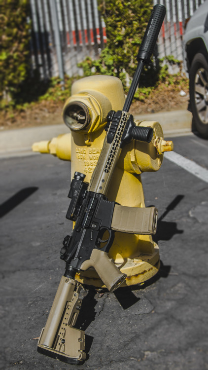 airsoftmedia:Black Rain Ordnance Fallout 15 Urban Battle Rifle AEG Airsoft Gun by King Arms (Black/D
