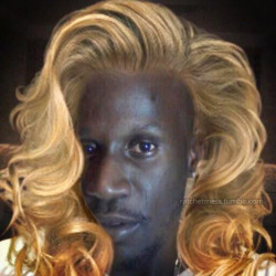 ratchetmess:  ma nigga stop it…. if you want a lacefront buy one don’t photoshop it….