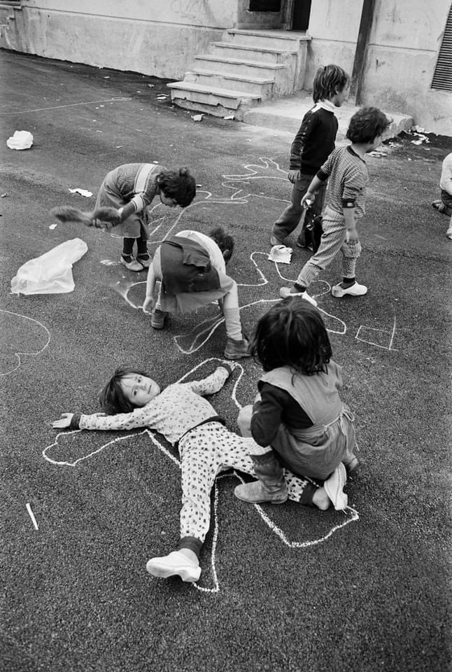 paolo-streito-1264:“Letizia Battaglia. Palermo, Children, quartiere Sperone, 1981.”