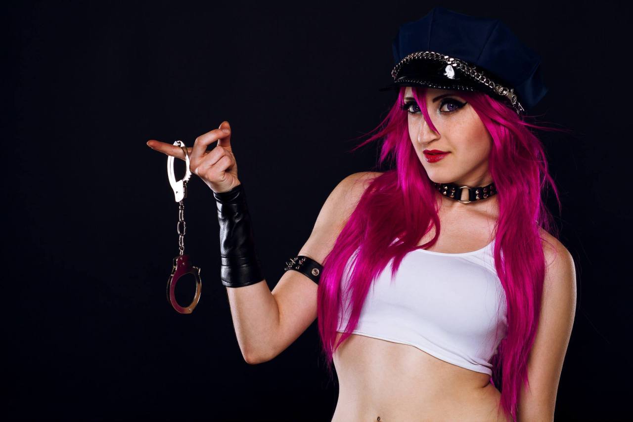 vamplettecosplay:  Poison from Street fighter cosplay of mine requested by zomgitskevin