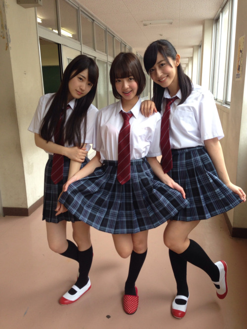 4xers:  高山一実、和田まあや、斎藤ちはる