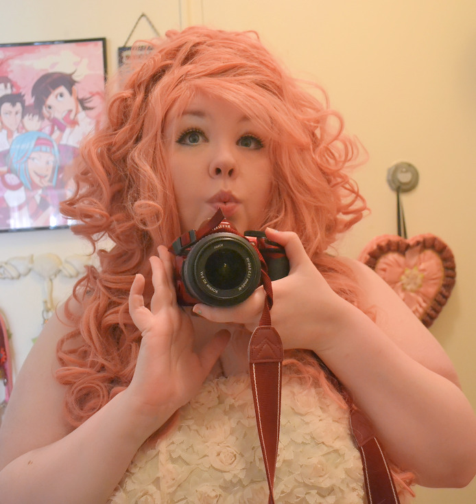 leela-summers:  pearlfey:  aristocratictrash:  Just a wig and makeup test but I am