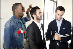 trippknows:  Ye photobombing Marc Jacobs