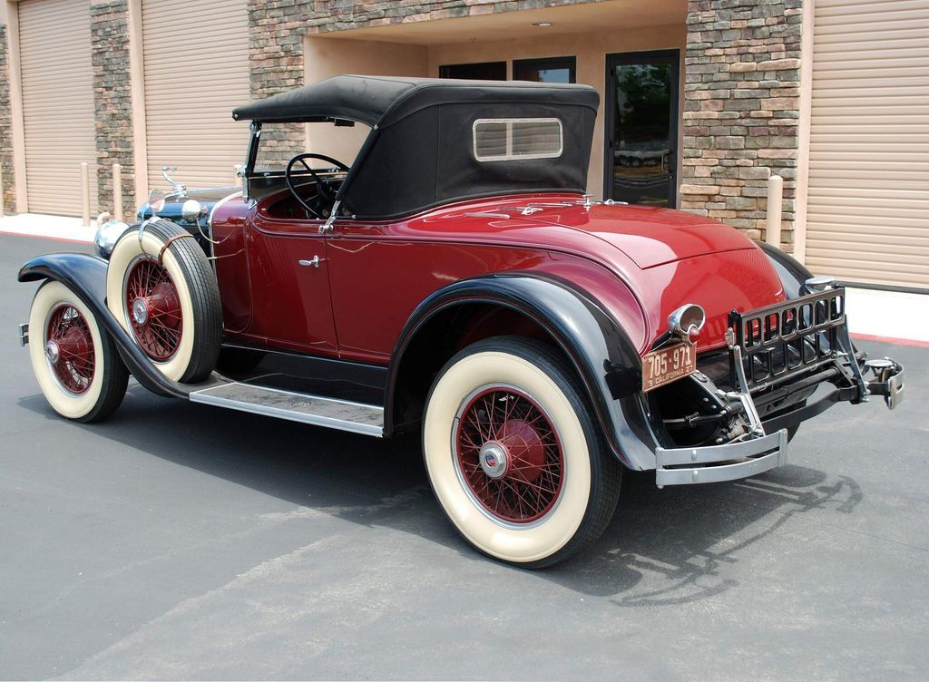 carsontheroad:  LaSalle 1927selected by CarsOnTheRoad 