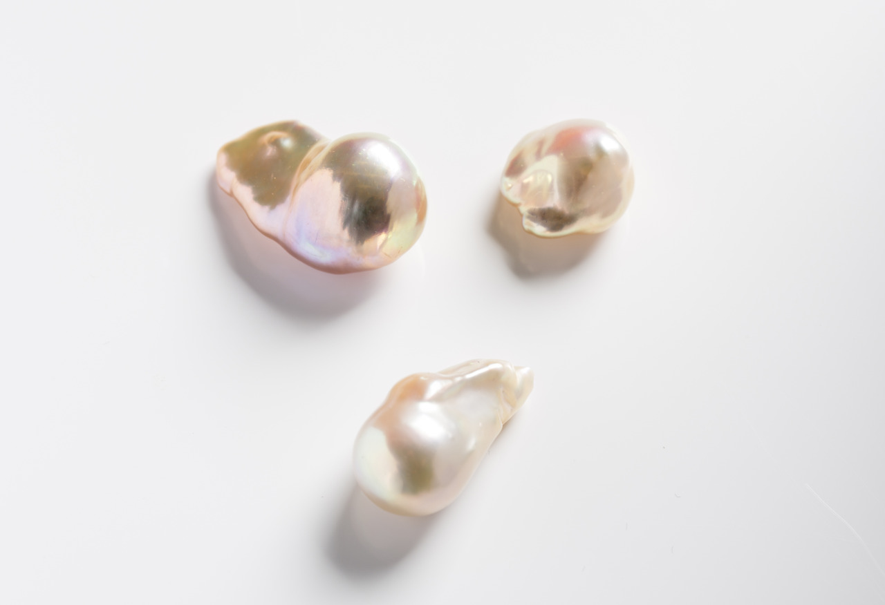 dont-do-womens-just-raf-simons:  baroque freshwater pearls 