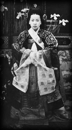 Queen Min (October 19, 1851–October 8, 1895), also known as Empress Myeongseong, was an important fi