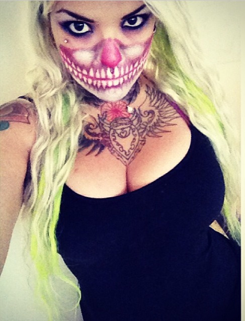 Tattoo'd ladies&metal