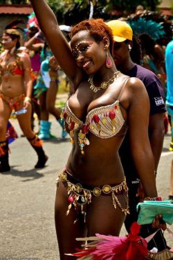 blackmenloveblackwomen: carnival beauty 