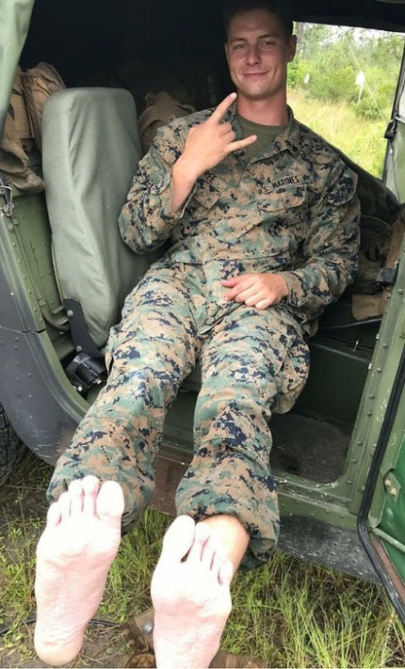 cote1881:  Barefoot in camo fatigues…my