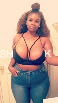 jazziedadd:  Sexy. CurviLicious. Chubby All Woman     Ms Chineyere. Delicious. 😍😘😍