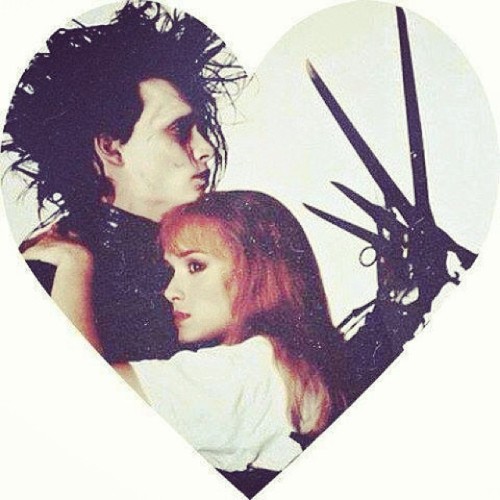 One of my fav films ever! #edwardscissorhands #johnnydepp #winonaryder #movies #timburton #love #vin