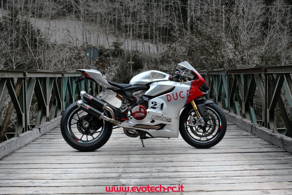 doubledeclutch:  http://www.evotech-rc.it/ 