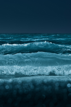 plasmatics-life:  Ocean Waves | Portugal