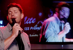pinknerdpanda:  superchevyimpala:  Deanmon in “Black”.  @emilywritesaboutdean