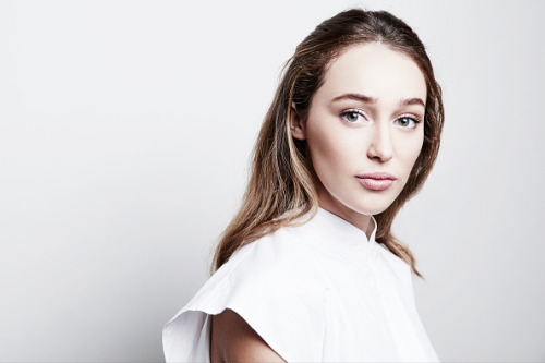 alycias-debnam-carey:The 100 Cast Portraits at the TCA Winter Press Tour