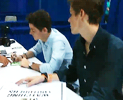 finnharriess:  x 