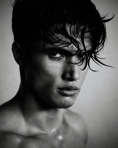 eizagonzalez:CHARLES MELTON BY JUSTIN WU