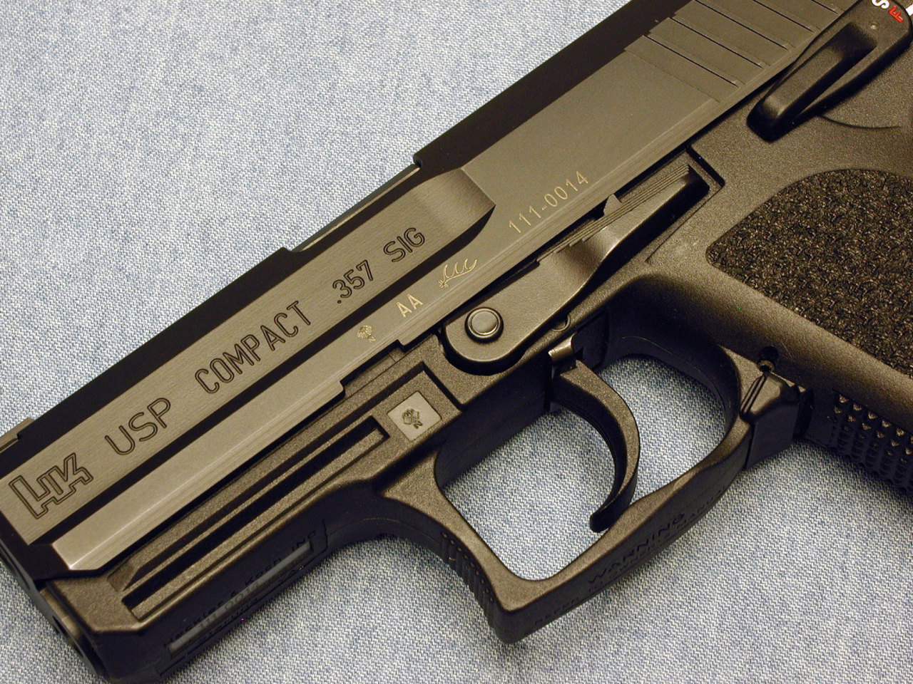 learnosaurusrex:  Heckler and Koch USP in .357 SIG