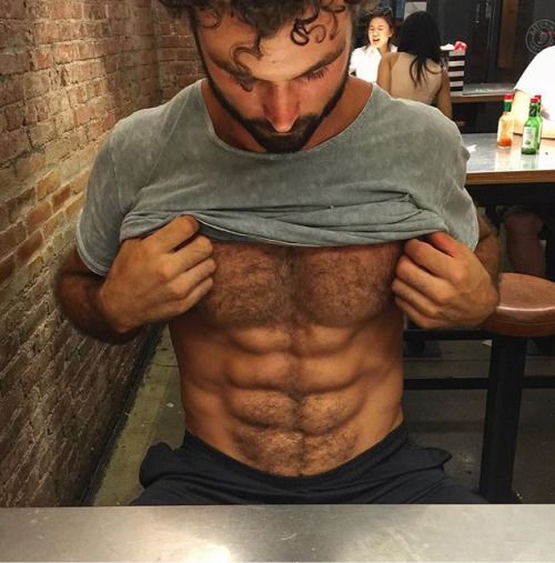 guyswithiphones-nude:  Photo http://ift.tt/1bHkUpB 