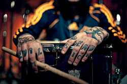 theworldisn0tmyhome:  Mike Fuentes \ Hands