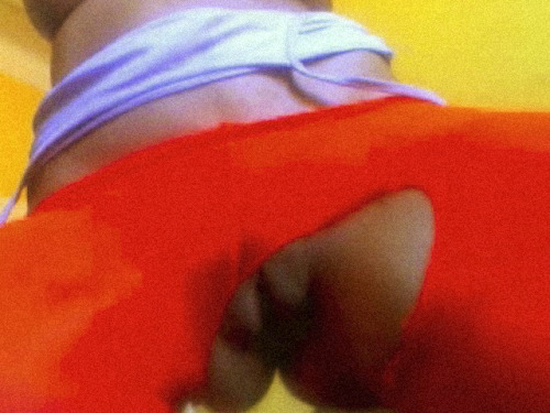 wasteful-slut:  better? 