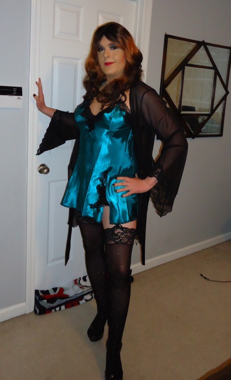wendycdvixen: Pics of me right before the fun started.