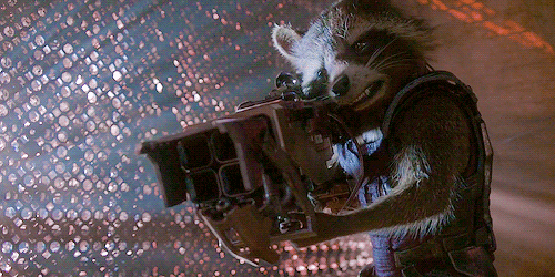  Rocket Raccoon + his gun 