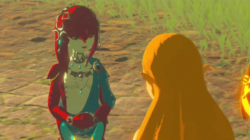 I was comparing Mipha’s earlier gear to her simpler Champion scarf. The blue sash-like thing and the