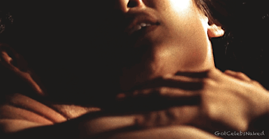 gotcelebsnaked:  Jennifer Lopez - ‘U Turn’ (1997) 