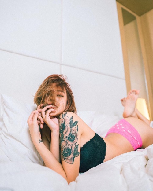 sgpowerpower:  Help to share and repost Posted by @sgpowerpower  Young sexy sweet thing she’s below 18. What a pure body 