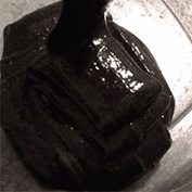 sensorykitty:black stimboard for anonsources here